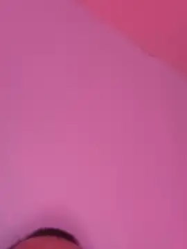 AttractiveSilk5 webcam