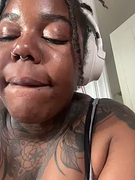 Goddess_Nafeesha webcam