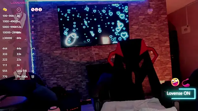 Charlotte_greys webcam