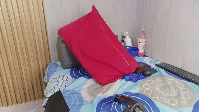 celeste_jhons webcam