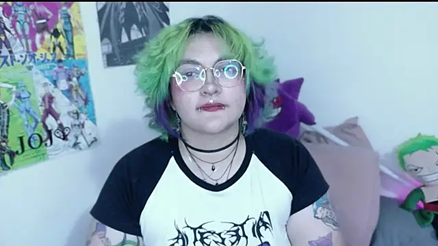 XxGreenGoodxX webcam