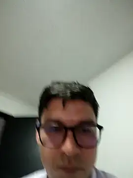 mrsecretsuit (Ask my age) - Get the driver horny 🔥🔥🔥bigcock!