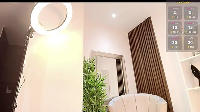 alessia_moon1 live sex cam