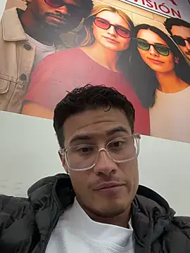 tavohot_ (M young) - Make vibrate hard while work