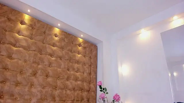 violet_giraldo webcam