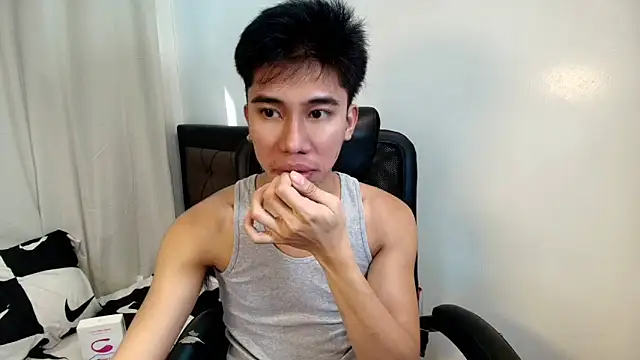 Ur_pinoyhotbrix webcam