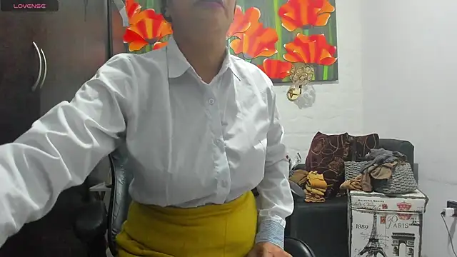 Miss_clarepocahose webcam