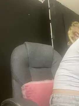 viktoria_davis_ webcam