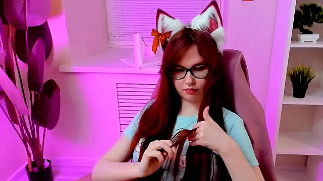 CarolGiggly live sex cam