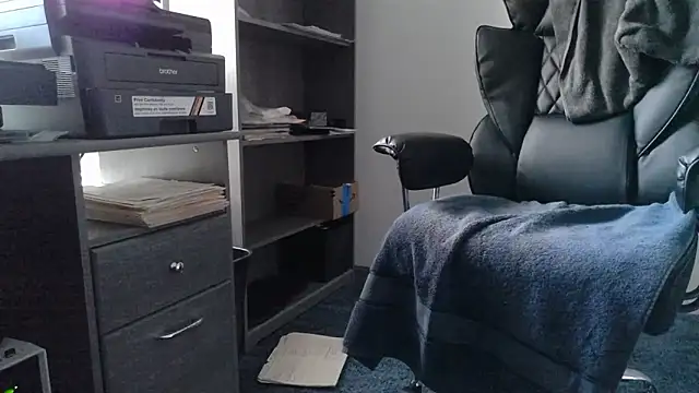 TrevorSteele live sex cam