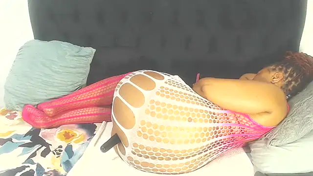 BootyClitQueen webcam