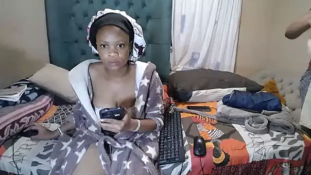 EssenceLovers webcam