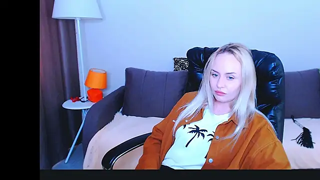 LiluMoon__ webcam