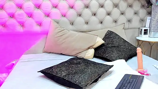 BellaWilliams_ webcam