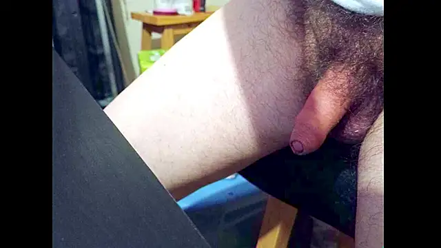 hairyuncut00 webcam