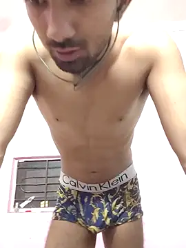 ItsPlayboy031 webcam