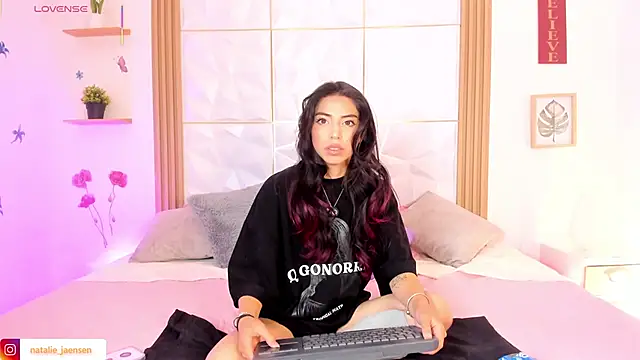 natalie_jaensen webcam