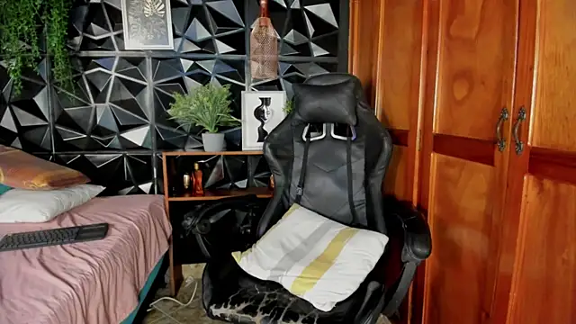 elliot_colton webcam