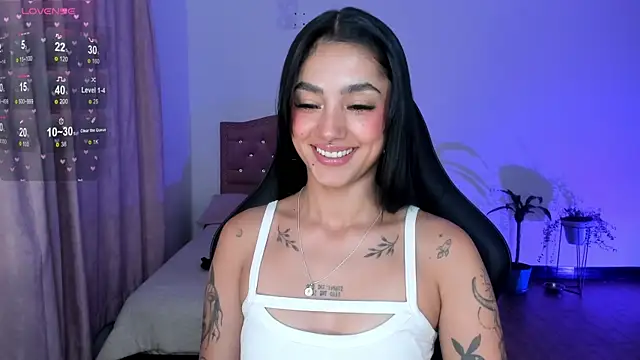 lizzie_corner_v - Lizzie_corner_v's free webcam - UK Sex Cams