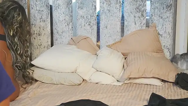 charlottelover21 webcam