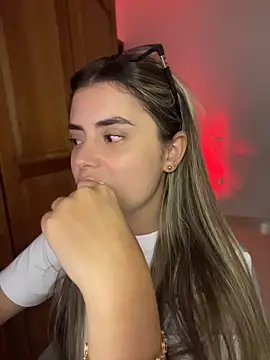 Miss_valeriaa webcam