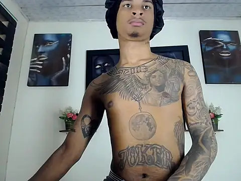 Tatoo_Noah webcam
