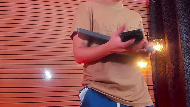 TheBatMansion webcam