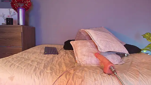 jade_brunnette webcam