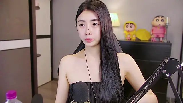 美女XiaoYuBao-在线直播