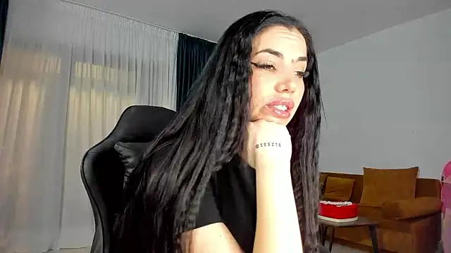 sabrinadellyn - SabrinaDellyn's free webcam - UK Sex Cams