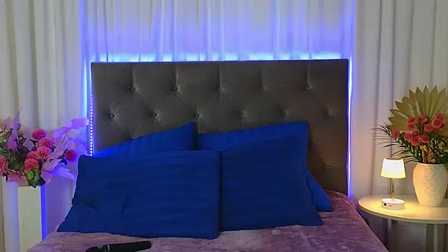 Ariana_Petite webcam