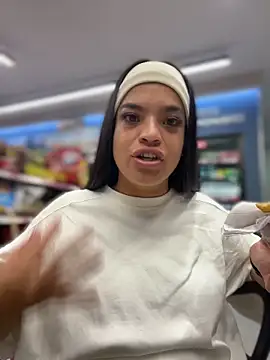 JuanitaMore01 webcam