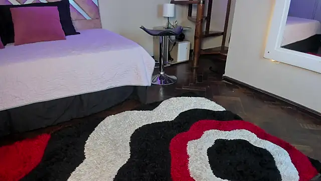 Lara_reynolds_ webcam