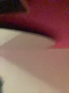 ThePrettyTiana webcam