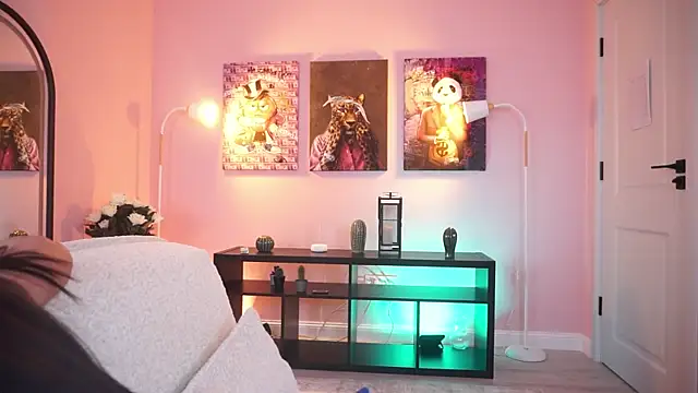 OlyviaDelight webcam