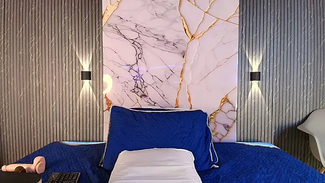 big_tits_in_your_face webcam