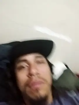 AlexAlejandro13 webcam