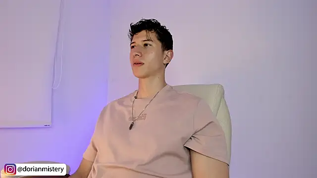 Dorianmistery2322_ webcam