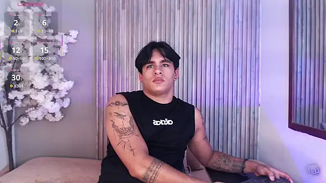 LuciferM_Star webcam