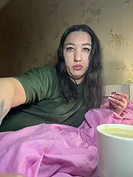 Naughtbaby_2025 webcam