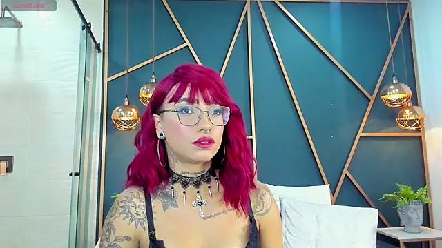 salem_rose webcam