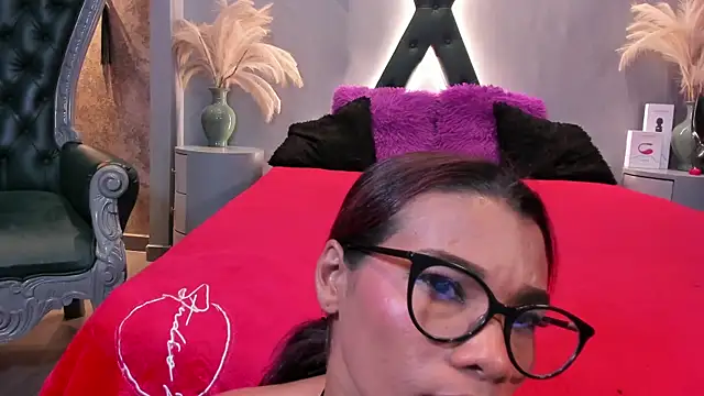 AtheneaBrownn webcam