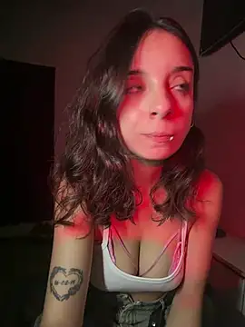 Sweetgirl44hott webcam