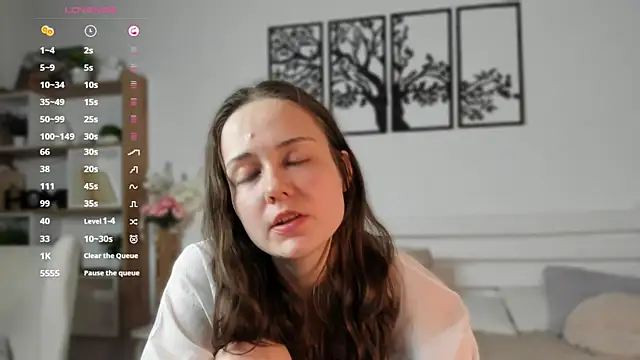 MalvinaTrafford webcam