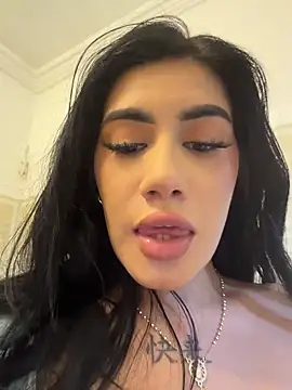 clarachanelricek's live cam