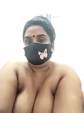 Puja-3232 webcam