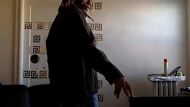 Diodre_Benyoon webcam