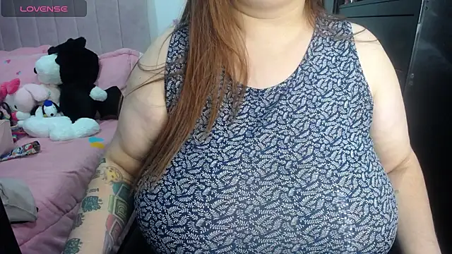 kattybbwbigboobs_ webcam