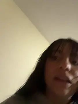 mia_fiire - Mia_fiire's free webcam - UK Sex Cams