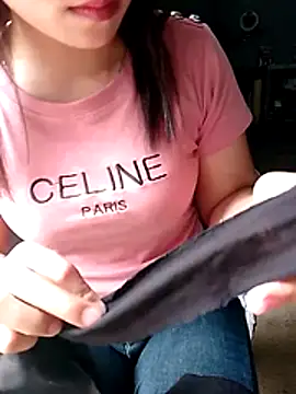 maimai1100 - Maimai1100's free webcam - UK Sex Cams